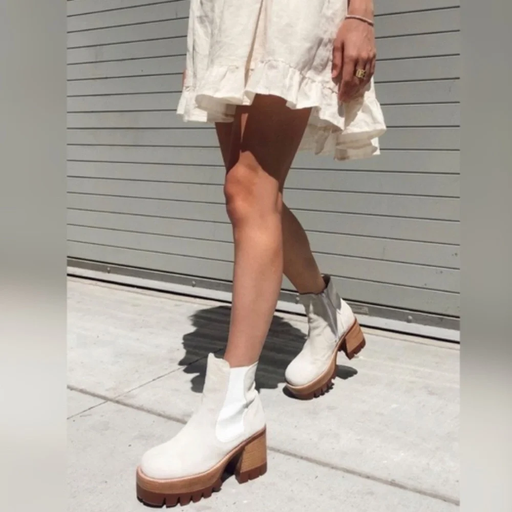 - Jeffrey Campbell Preston Boot Size 10 M